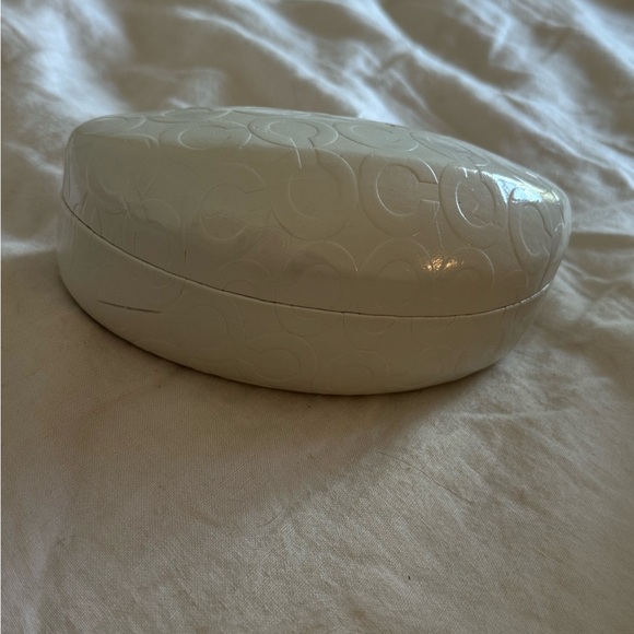 Original Coach Sunglasses with Cases - Picture 6 of 6